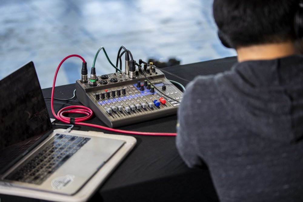 Zoom LiveTrak L-8 - Digital Mixer (L8 / L 8)