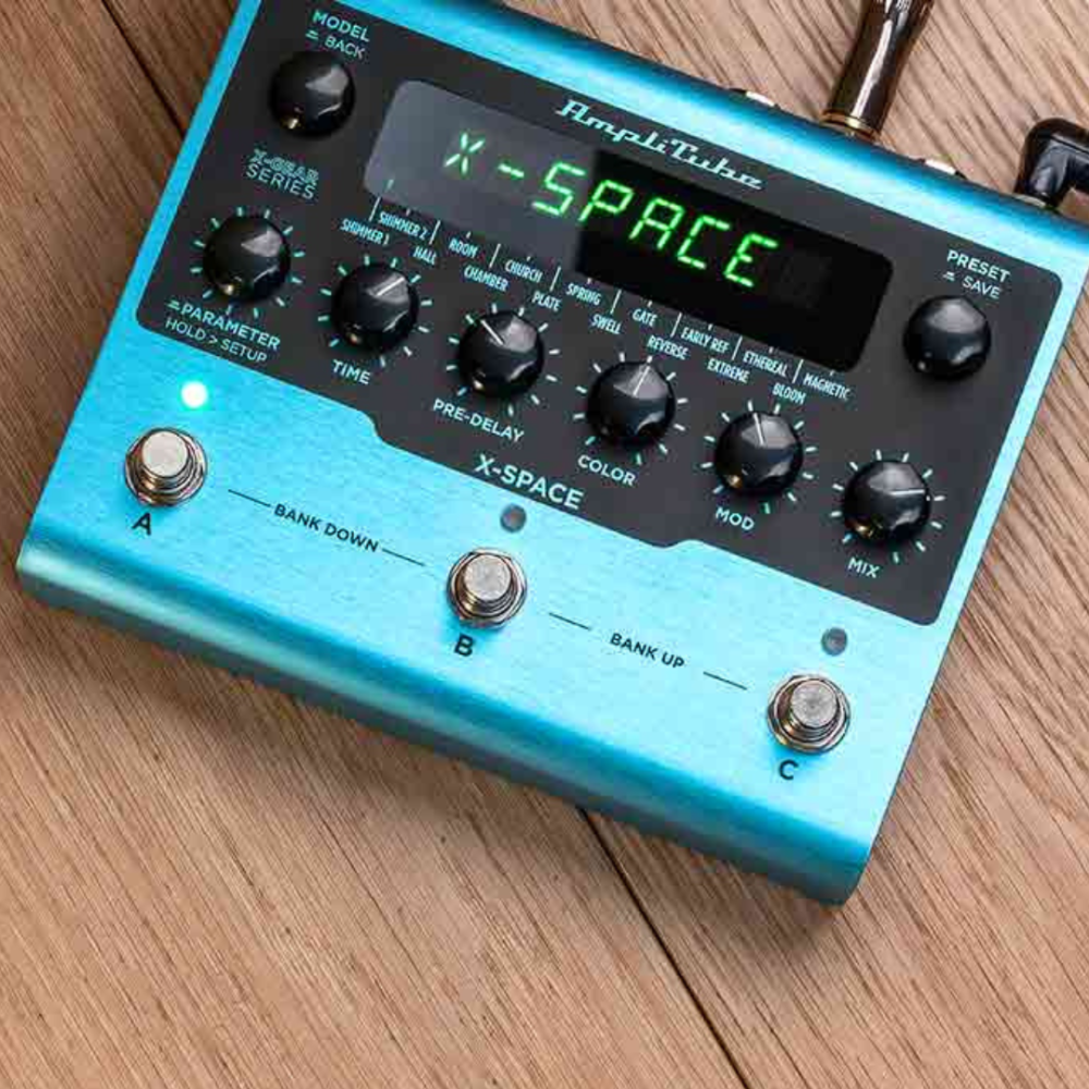 08734b06f3e0da42f502359ed2046659.png IK Multimedia AmpliTube X-SPACE - Reverb pedal